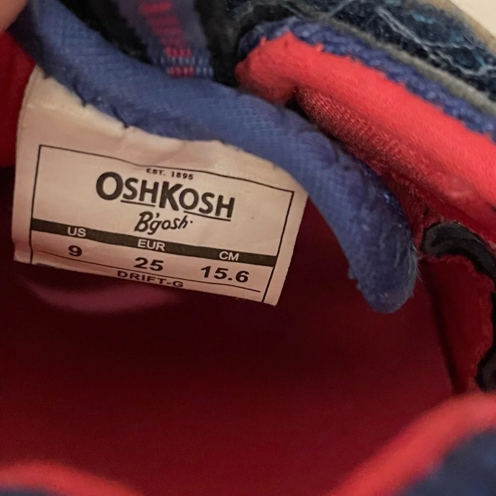 Oshkosh Girl’s Sandals